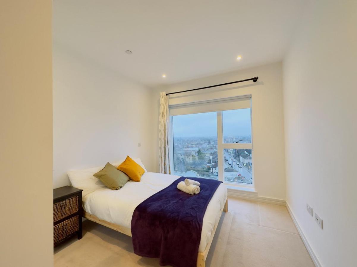 Luxurious Comfy Penthouse - Steps To East Croydon Train Station - Views 아파트 외부 사진